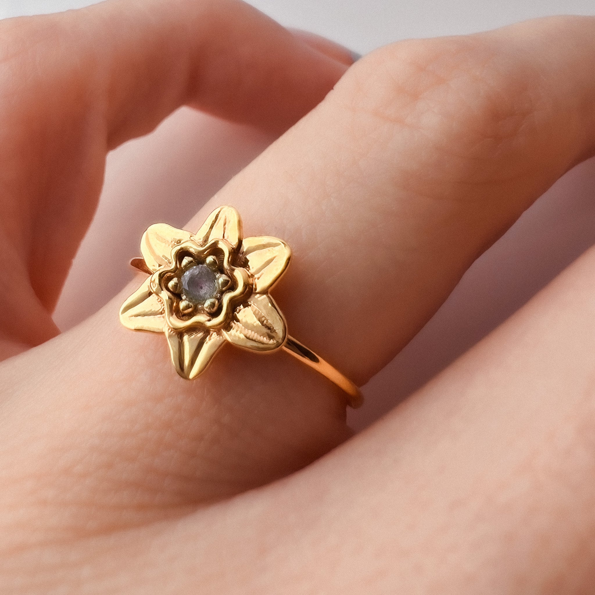Gold Flower Ring with Red & Green Stone Detailing - Classiques - 4245837